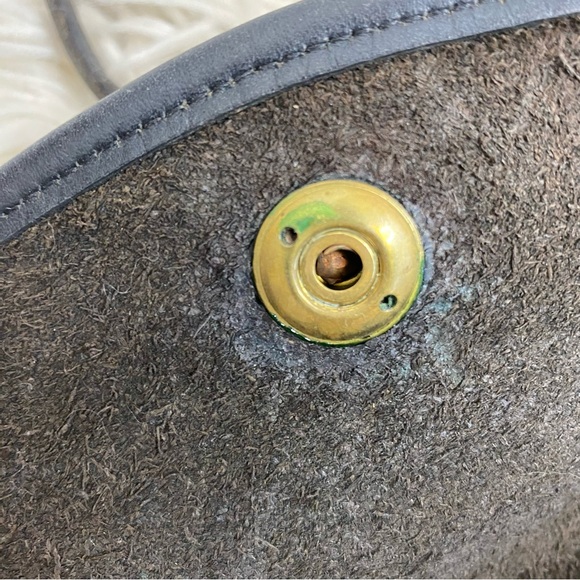 Authentic Vintage Coach Chrystie Crossbody Leather Bag 9892 in Black - Picture 4 of 10